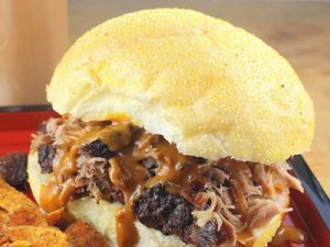 Slow Cooked South Carolina Pulled Pork Sandwiches